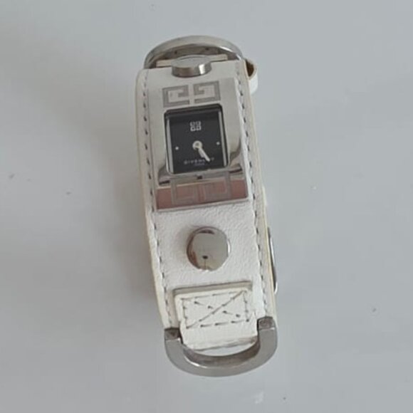 GIVENCHY TIME PIECE! - Picture 11 of 15